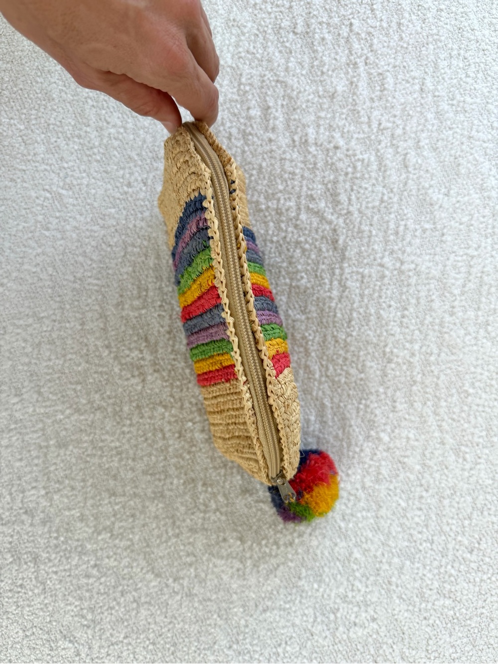 NEW Mar Y Sol raffia rainbow clutch - Picture 3 of 7